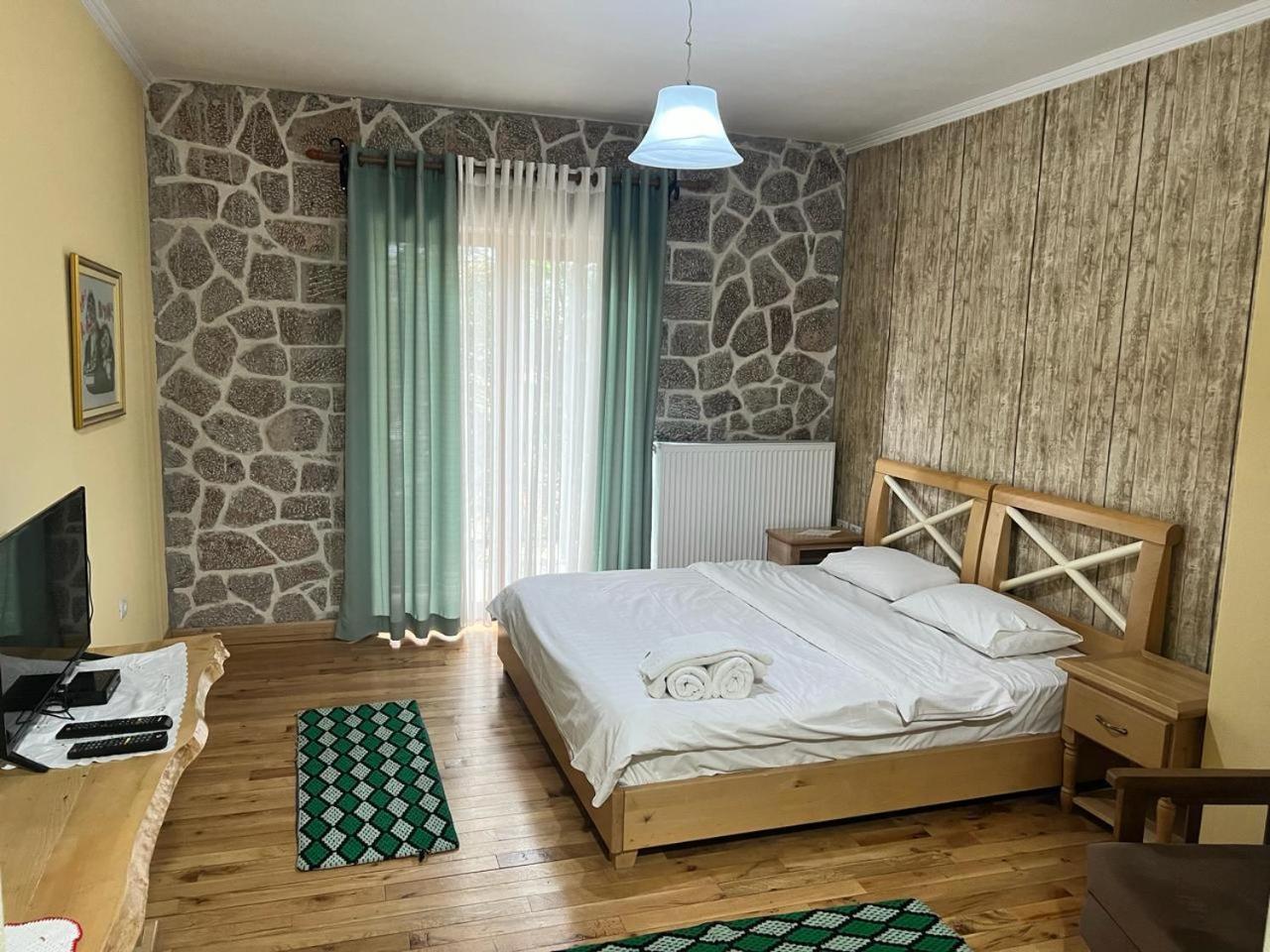 Bacelli Hotel